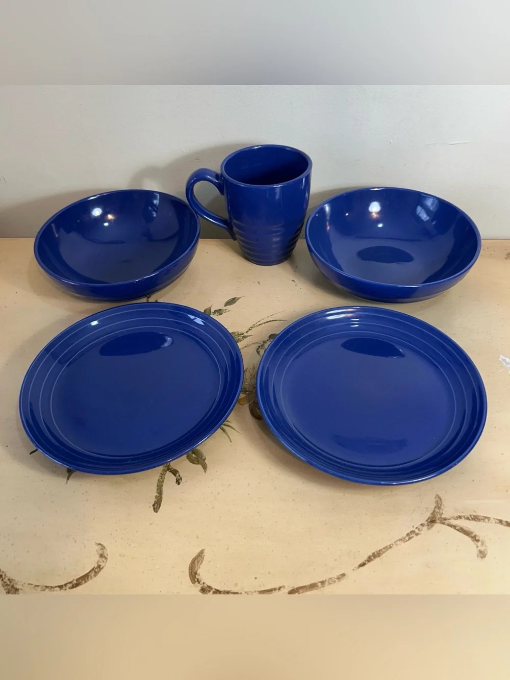 Pier 1 Essentials Blue Stoneware Dinnerware Bowls Salad Plates Mug 5 PC SET